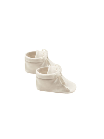 Quincy Mae Natural Baby Booties