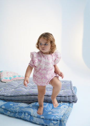 The New Society Baby Santa Clarita Blouse + Bloomer Set