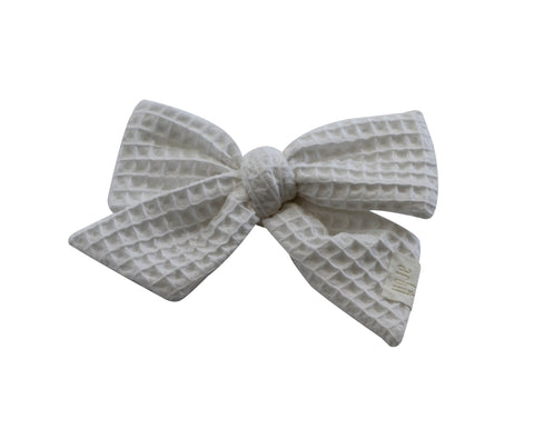 Arbii White Waffle Small Oversized Clip
