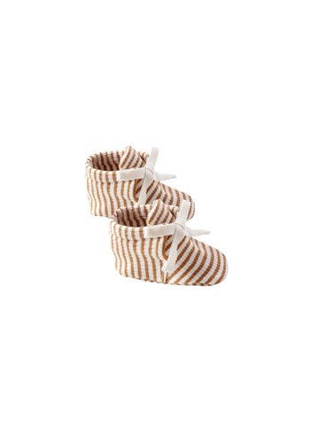 Quincy Mae Walnut Stripe Ribbed Baby Booties