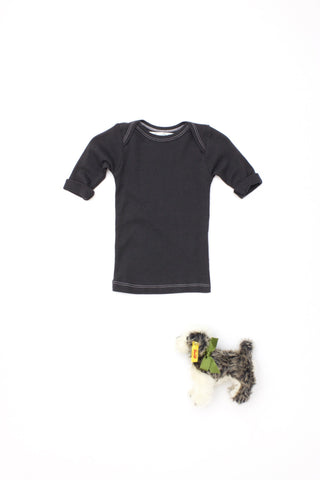Flora and Henri Basic Short Sleeve Lap Tee Charcoal