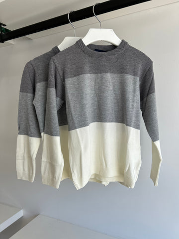 Emanuel Pris Grey Colorblock Sweater