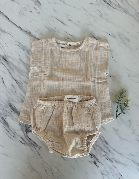 Pequeno Tocon Natural Muslin Top + Bloomer Set