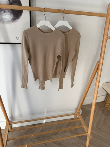 Soir Natural Thin Rib Knit Sweater