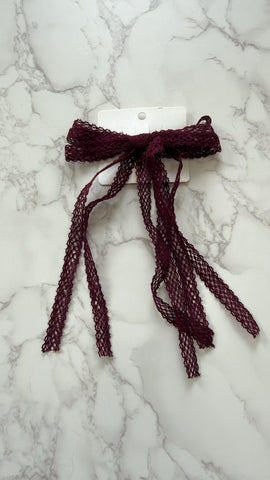 Halo Luxe Wine Ivy Scalloped Lace Longtail Clip