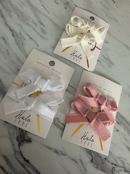 Halo Luxe White Dahlia Deconstructed Grosgrain Ribbon Double Clip Set