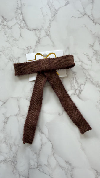 Halo Luxe Brown Millie Textured Scalloped Edge Woolen Longtail Clip