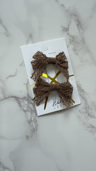 Halo Luxe Mocha Ivy Scalloped Lace Double Clip Set