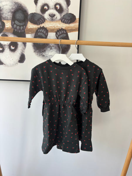 The Campamento Grey Flowers Dress