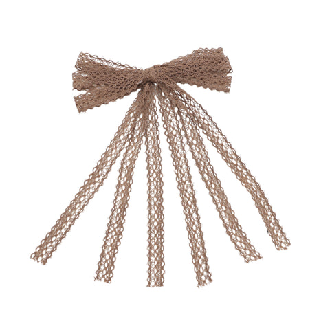 Halo Luxe Mocha Ivy Scalloped Lace Longtail Clip