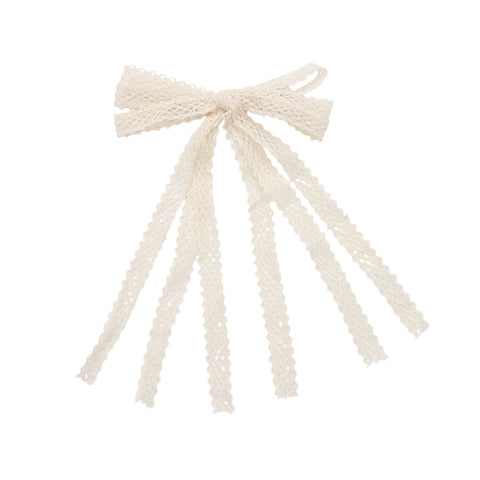 Halo Luxe Ivory Ivy Scalloped Lace Longtail Clip
