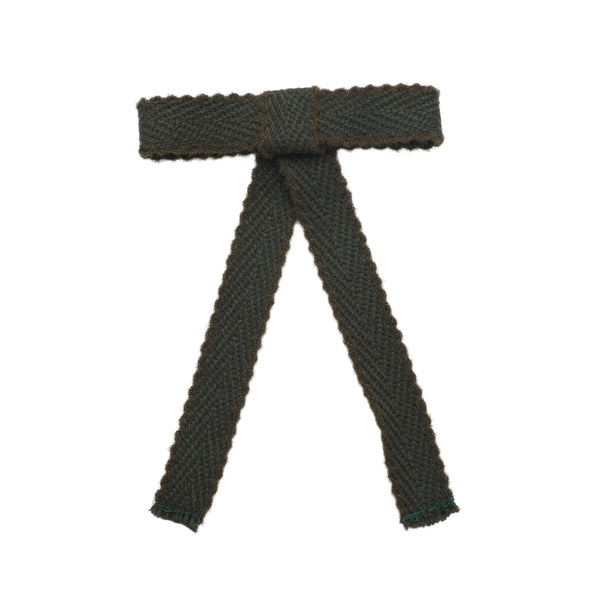 Halo Luxe Olive Millie Textured Scalloped Edge Woolen Longtail Clip