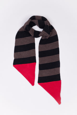 Motoreta Black Taupe & Red Scarf