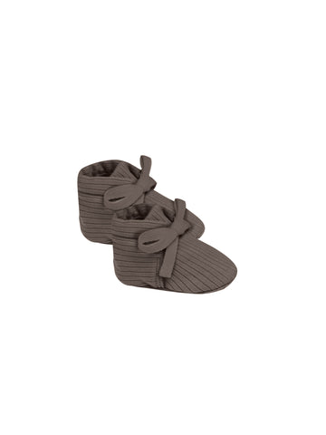 Quincy Mae Charcoal Ribbed Baby Booties