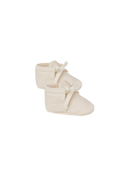 Quincy Mae Natural Ribbed Baby Booties