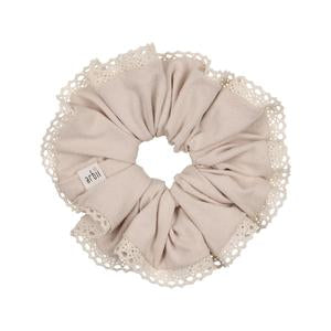 Arbii Ivory Scrunchie with Vintage Lace
