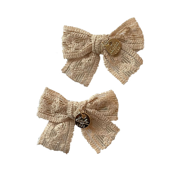 Halo Luxe Isla lace knit double bow clips linen