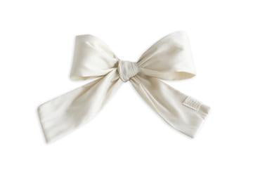 Arbii Small Ivory Oversized Clip